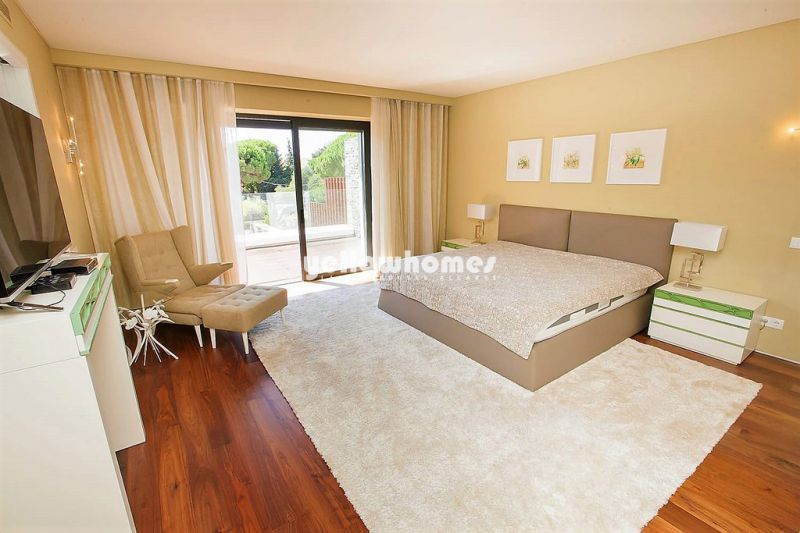 Moradia contemporânea perto da praia Olhos de Agua